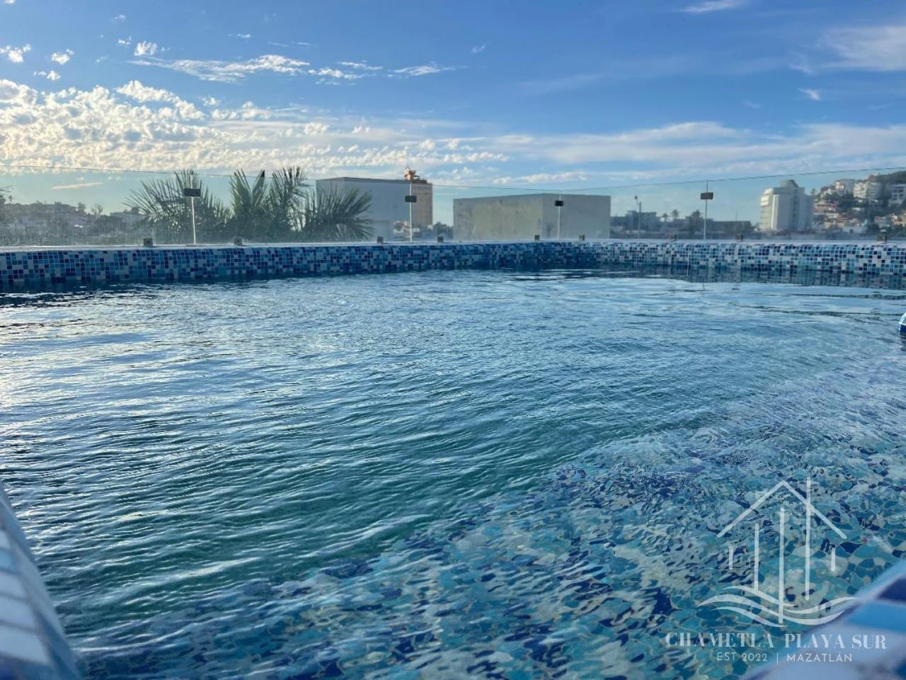 New & Modern, 5 Star Area, Walk 2 Beach, Pool, Views, King Bed Масатлан Экстерьер фото