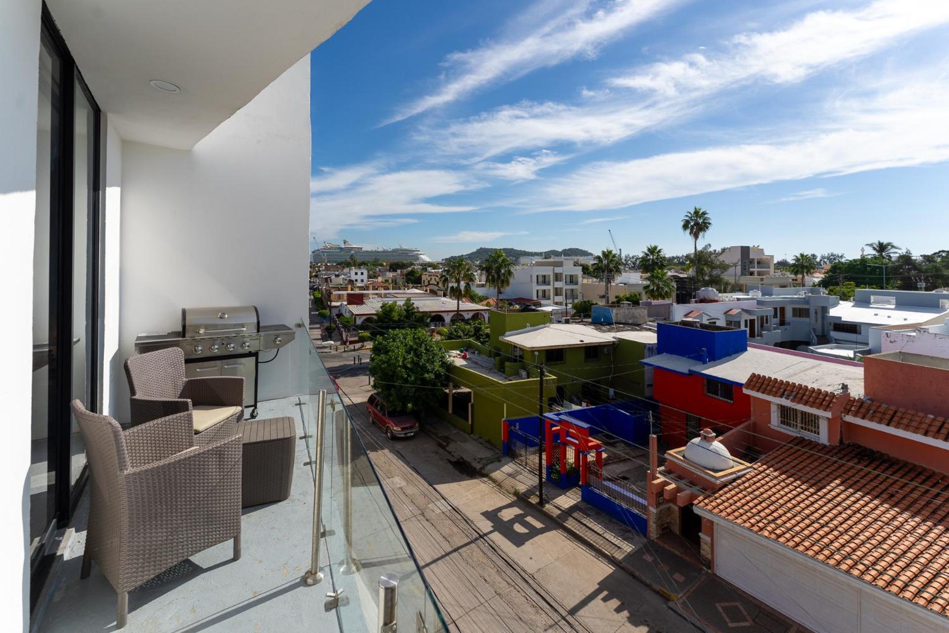 New & Modern, 5 Star Area, Walk 2 Beach, Pool, Views, King Bed Масатлан Экстерьер фото